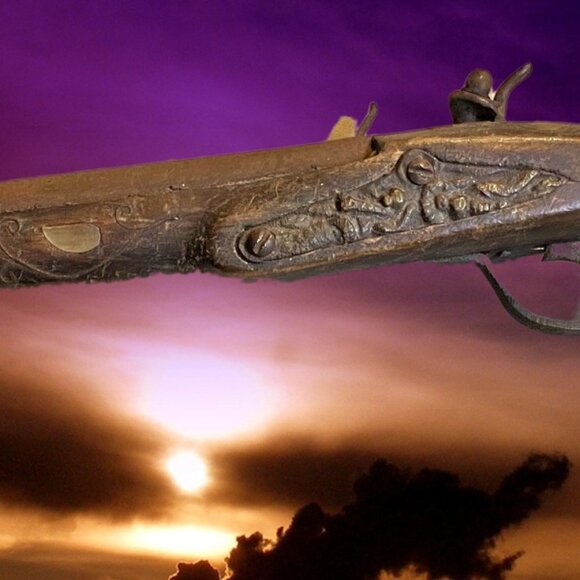 Flintlock Pistol (MAKE OFFER) - Picture 4 of 5